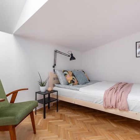 Nap Apartments Franciszkanska Warschau Exterior foto